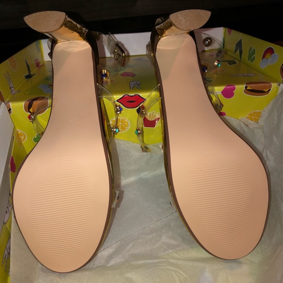 We'll See About That Heeled Sandal - Gold - Picture 8 of 8